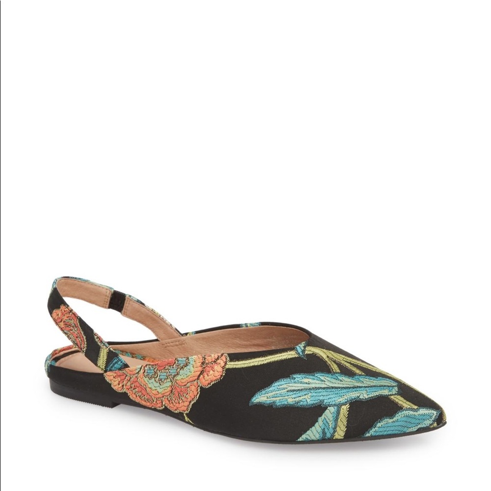 Halogen Sadie Slingback Flat in Coral Embroidery